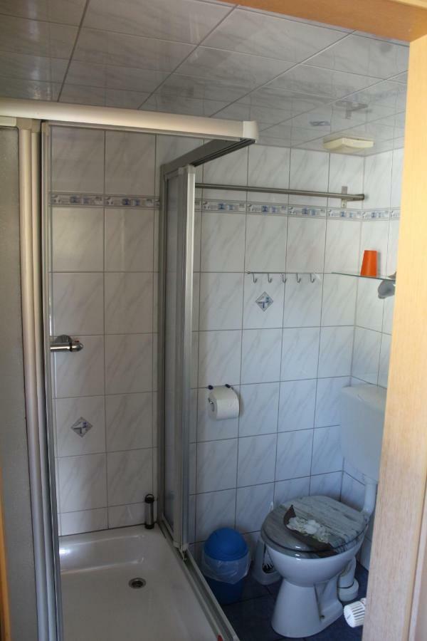 Bungalow Gross Dratow Екстериор снимка