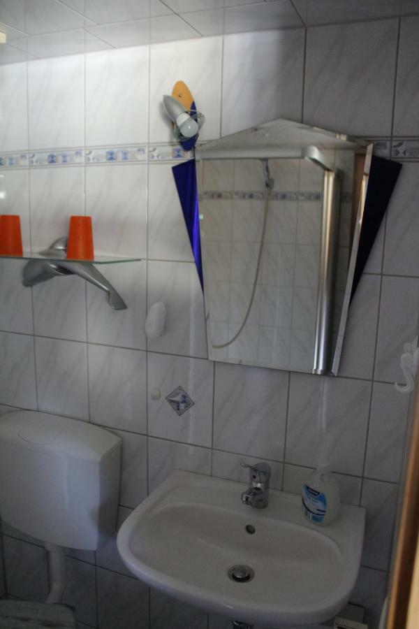 Bungalow Gross Dratow Екстериор снимка